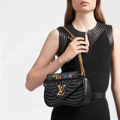 louis vuitton new wave chain bag mm black|louis vuitton pochette with chain.